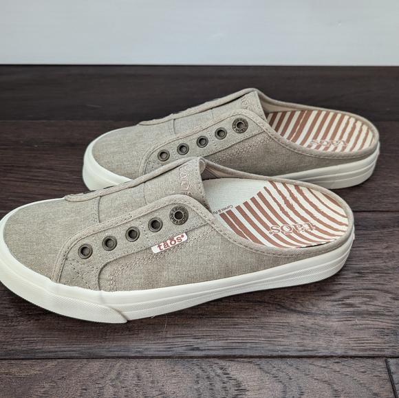 Women's Taos EZ-Sole Canvas Sneaker / Slides, New - Picture 2 of 5